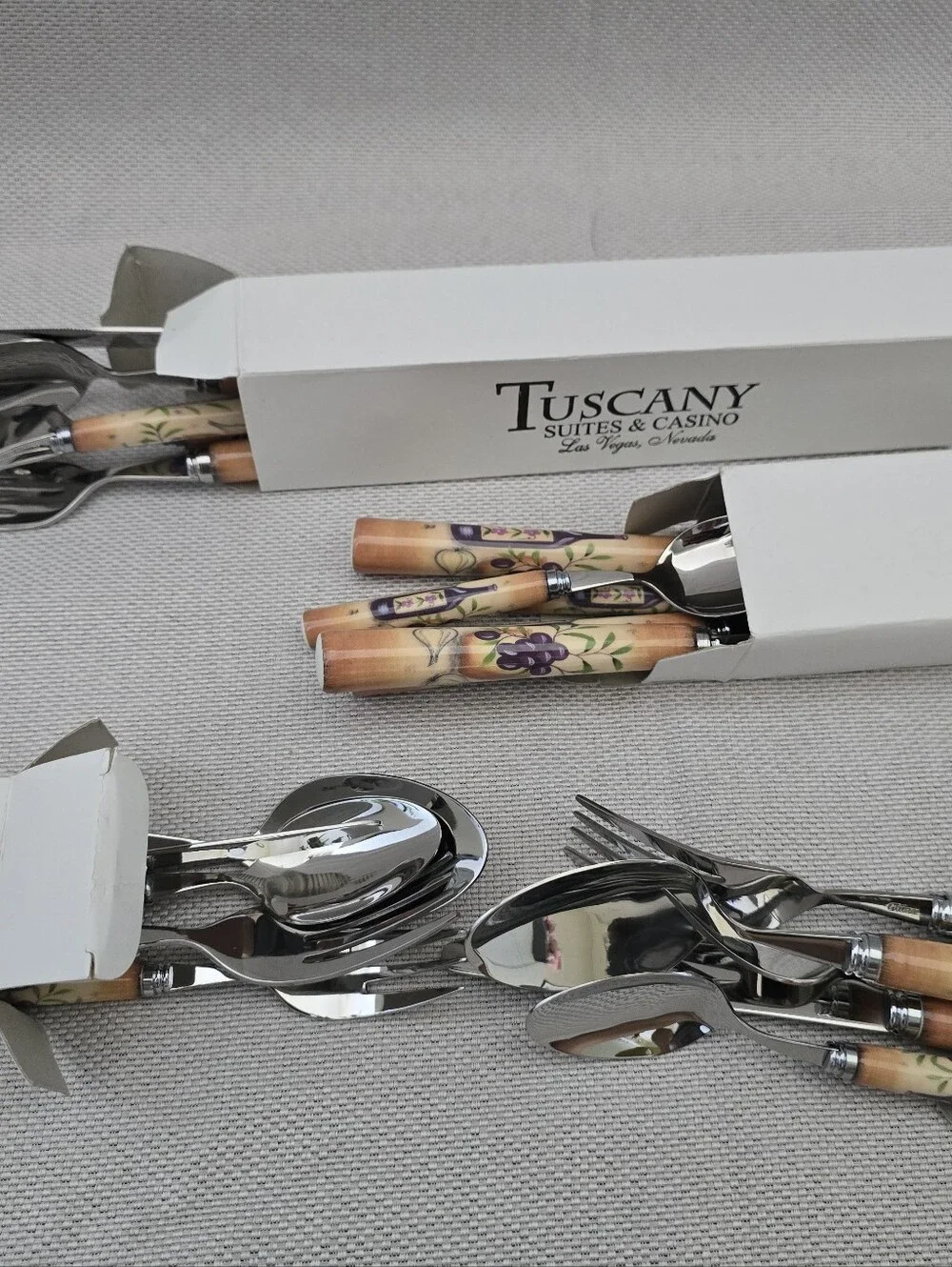 Vintage 20 Piece Tuscan Inspired Flatware - Wine & Olives - Tuscany Inn & Suites